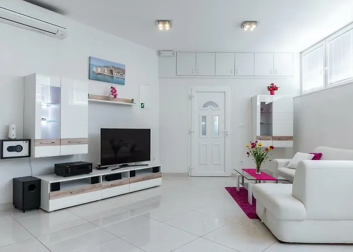 Luxury Sensation Spacious & Free Private Garage * Dubrovnik