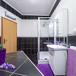 Luxury Sensation Spacious & Free Private Garage
