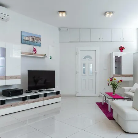 Luxury Sensation Spacious & Free Private Garage * Dubrovnik